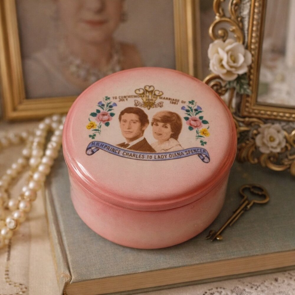 Vintage 1981 Charles Diana Royal Wedding Trinket Box Pink Jewelry Dish UK